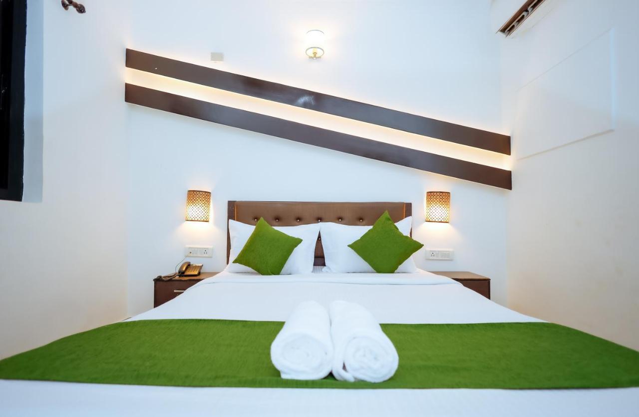 Sunkissed Premium, Goa By Wsi, Calangute Beach エクステリア 写真