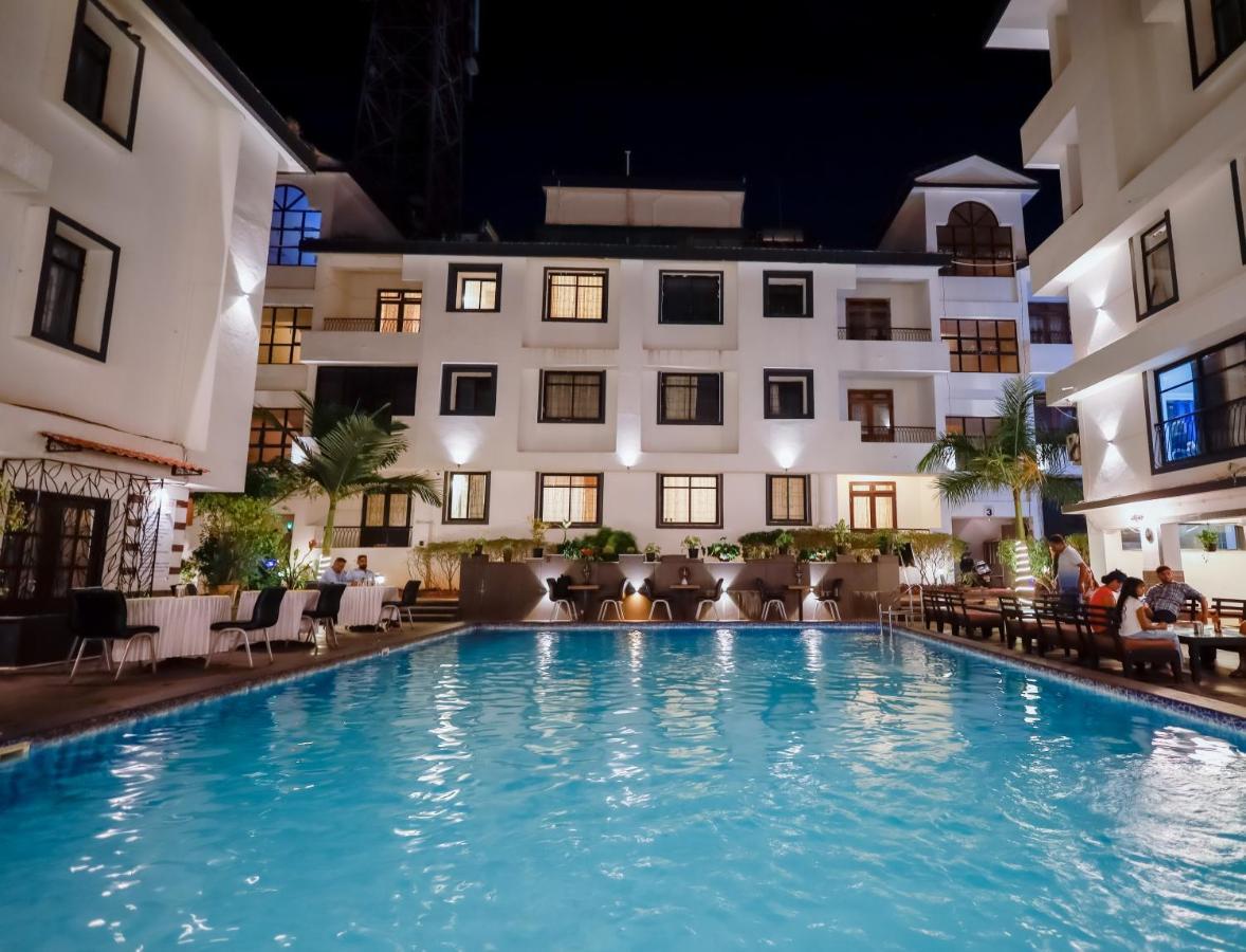 Sunkissed Premium, Goa By Wsi, Calangute Beach エクステリア 写真