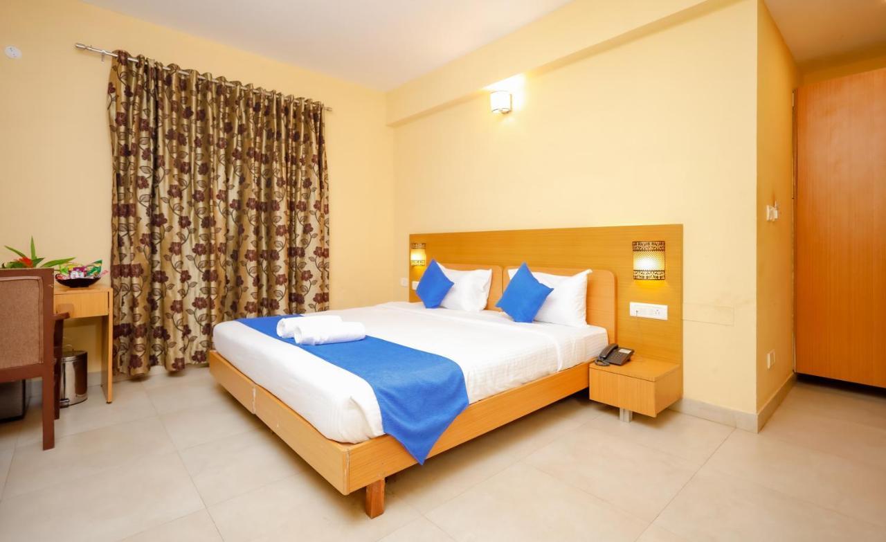 Sunkissed Premium, Goa By Wsi, Calangute Beach エクステリア 写真